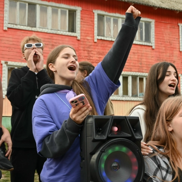 Юность, 4 смена - Путешествие в страну профессий