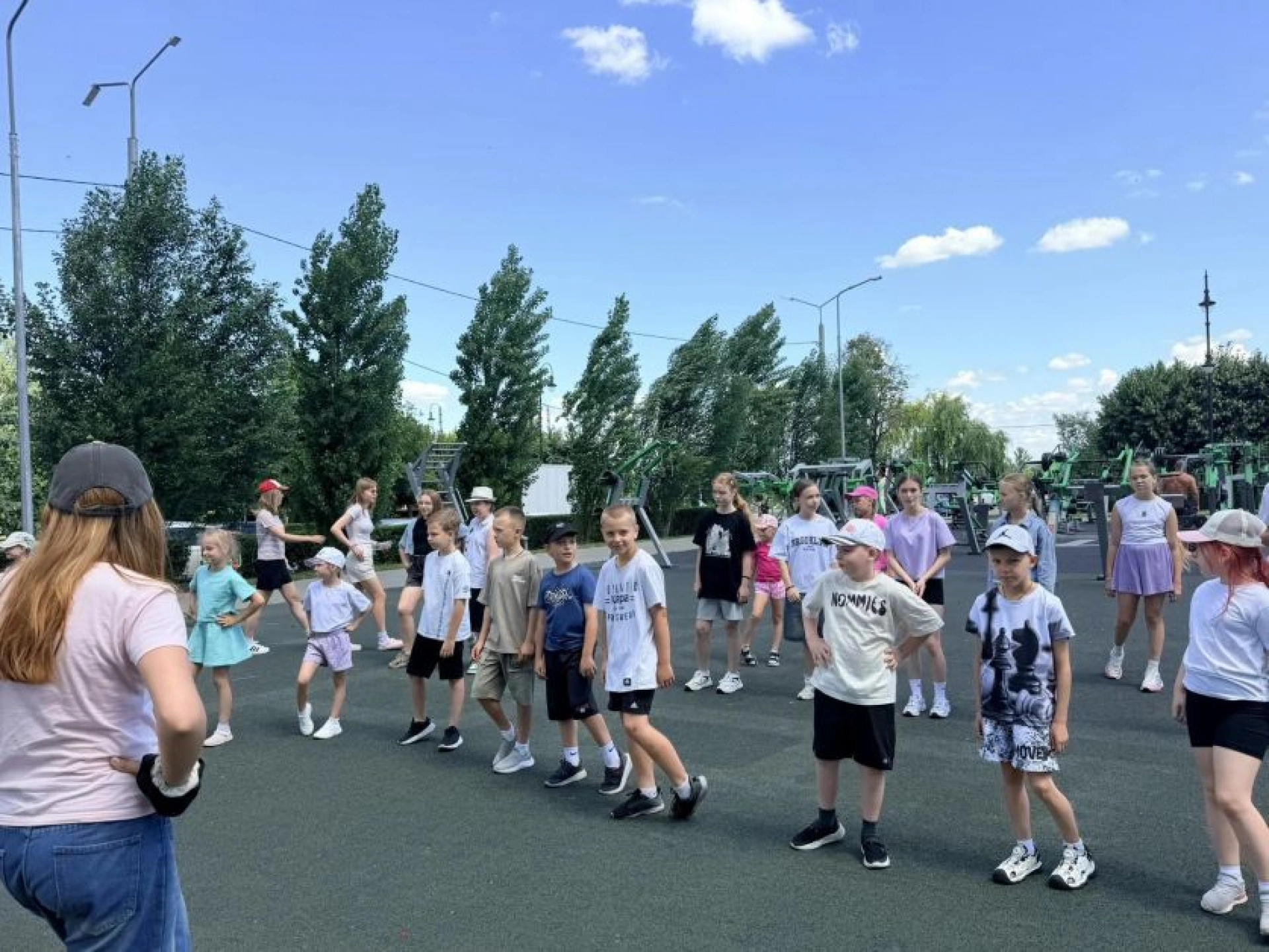 Изображение для &laquo;Лето во дворе&raquo;: в городе продолжают работать спортивно-развлекательные площадки для детей