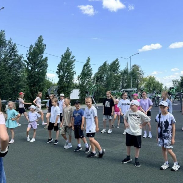 &laquo;Лето во дворе&raquo;: в городе продолжают работать спортивно-развлекательные площадки для детей
