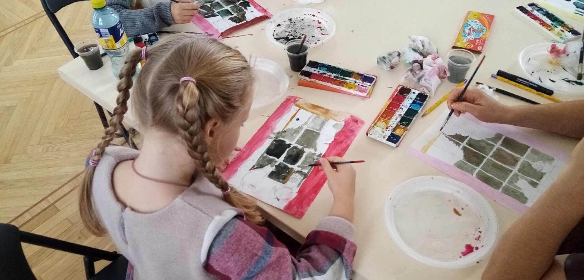 Досуг для юных любителей искусства: кружки, студии, мероприятия