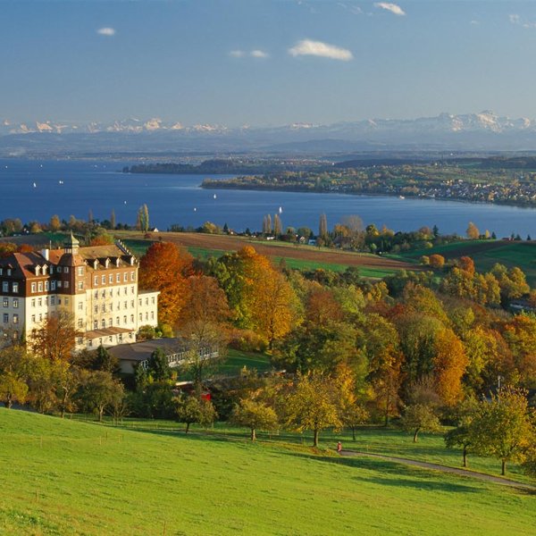 Лучшие лагеря мира: школа Schloss Salem — жизнь в старинном замке и активный отдых