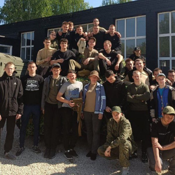 Школьники Тамбовской области прошли военные сборы