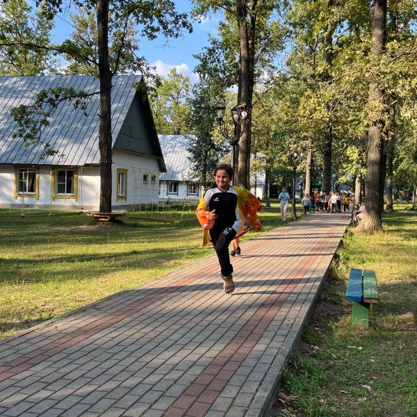 Почему отдых в лагере перед учебным годом — это хорошая идея?