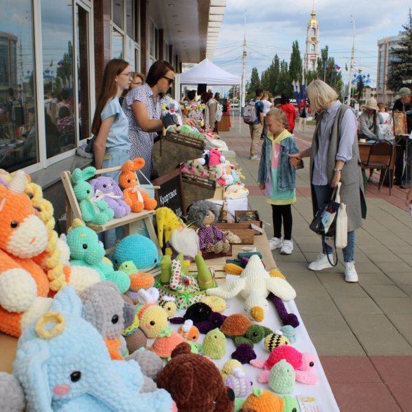 Мероприятия выходных: от пешеходных экскурсий до фестиваля семейных театров