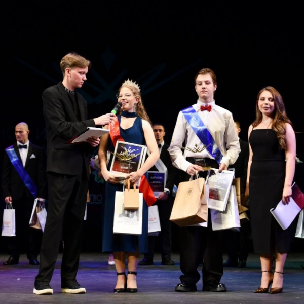 В Тамбове определили победителей конкурса «Мисс и мистер студенчество — 2025»