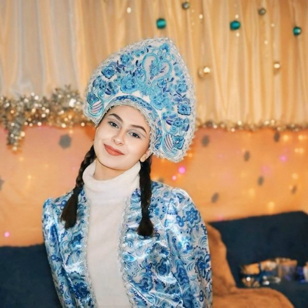 Новогодние чудеса для детей и подростков: как создать праздничную атмосферу в школе