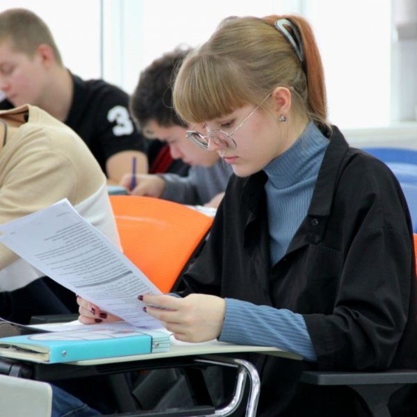 Более 3 тысяч старшеклассников участвуют в региональном этапе всероссийской олимпиады школьников
