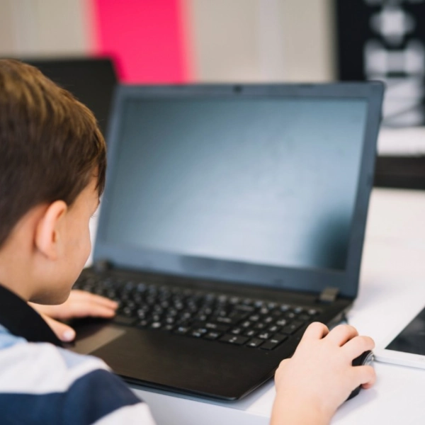 Более 80% школ Тамбовской области присоединились к онлайн-урокам по финансовой грамотности