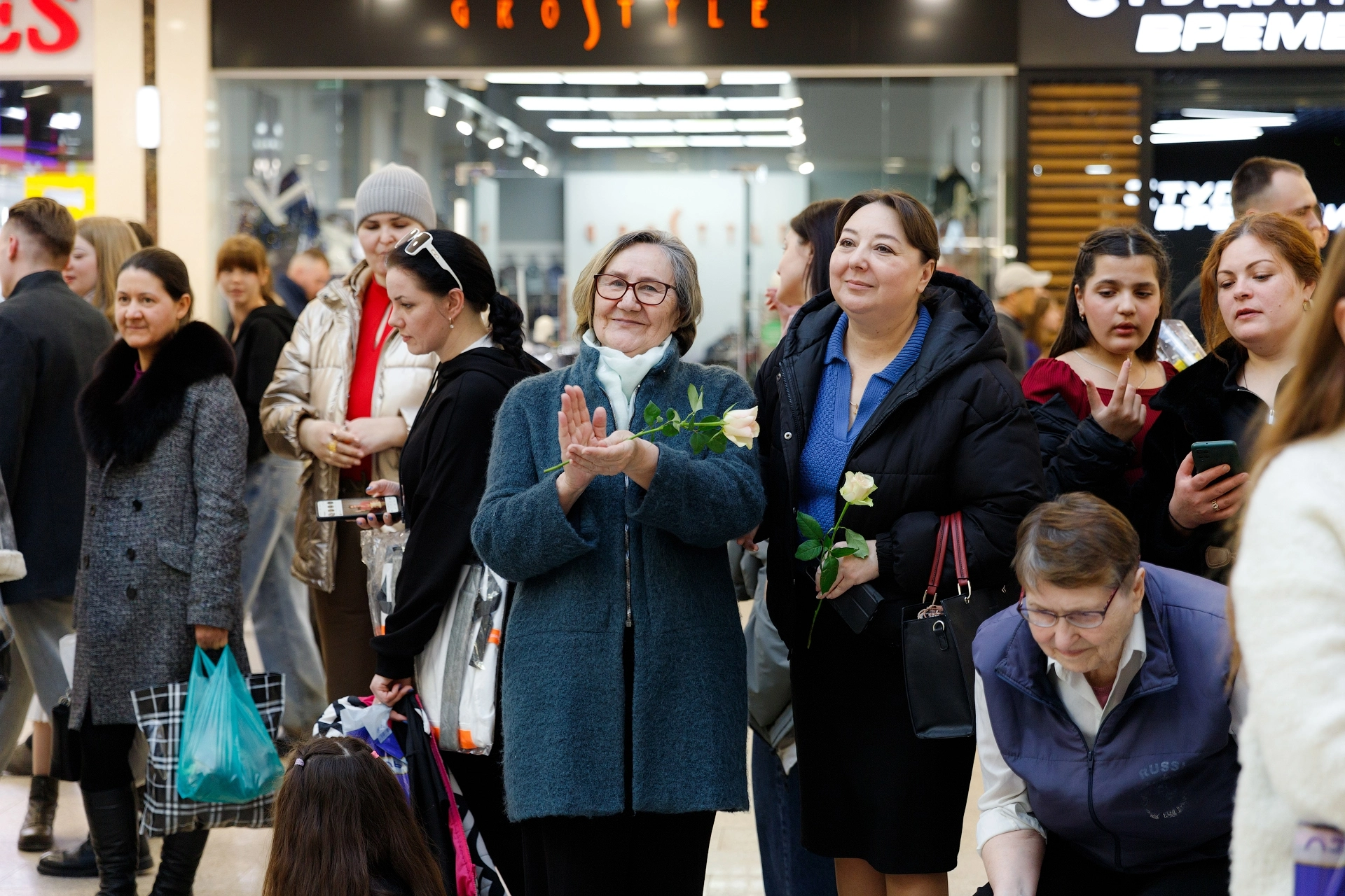 Изображение для Международный женский день: куда сходить в праздничные выходные?
